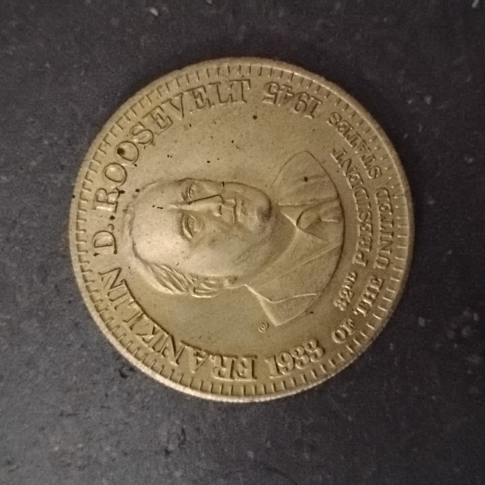 1933-1945 Franklin D. Roosevelt 32nd President Commemorative FDR Token